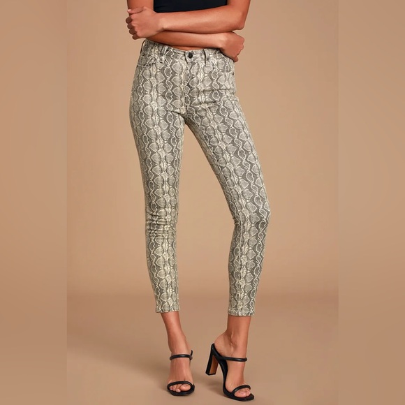 Blank NYC Reade Snake Print Jeans - Picture 1 of 9